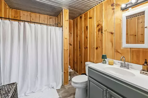 Bath - 2125 Ky-312, Corbin, KY 40701 photo 1 of 1