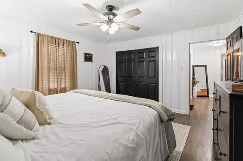 Bedroom - 2125 Ky-312, Corbin, KY 40701 photo 5 of 12