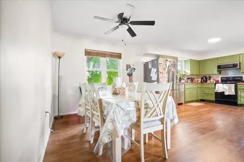 Dining - 306 Barton Mill Rd, Corbin, KY 40701 photo 1 of 2