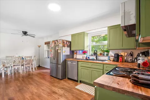 Kitchen - 306 Barton Mill Rd, Corbin, KY 40701 photo 1 of 3