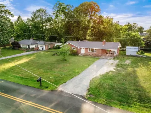 View/Area - 306 Barton Mill Rd, Corbin, KY 40701 photo 8 of 11