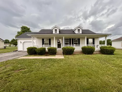 81 Brett Cir, Hustonville, KY 40437