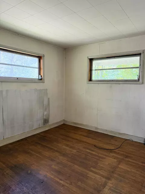 Bedroom - 329 State Highway 522, Baxter, KY 40806 photo 8 of 14