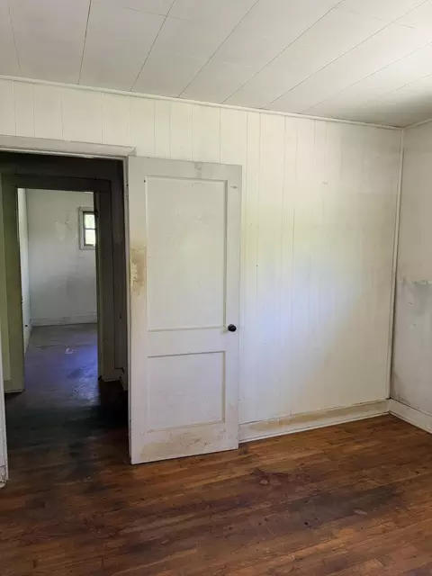 Bedroom - 329 State Highway 522, Baxter, KY 40806 photo 14 of 14