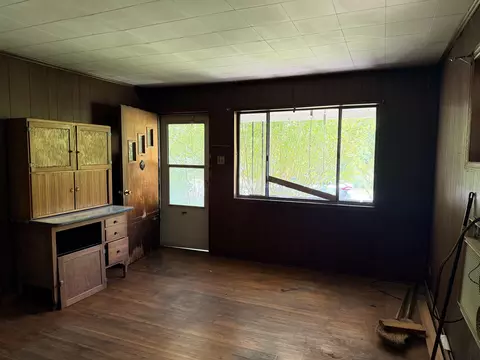 Living - 329 State Highway 522, Baxter, KY 40806 photo 4 of 4