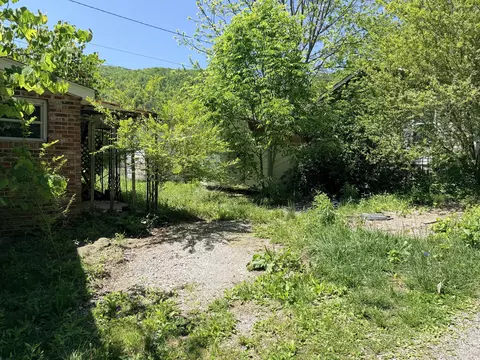 Exterior - 329 State Highway 522, Baxter, KY 40806 photo 1 of 3