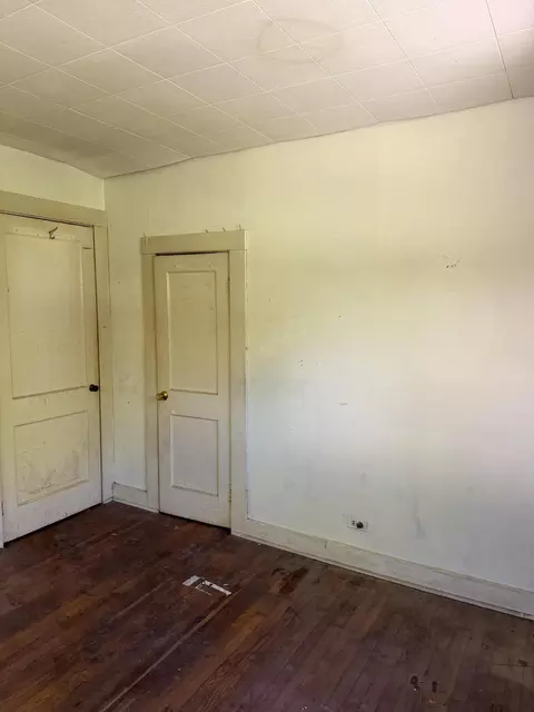 Bedroom - 329 State Highway 522, Baxter, KY 40806 photo 4 of 14