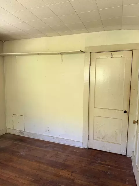 Bedroom - 329 State Highway 522, Baxter, KY 40806 photo 2 of 14