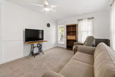 Living - 500 Tyree St, Brodhead, KY 40409 photo 2 of 2