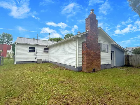 Exterior - 306 N Beatty Ave, Corbin, KY 40701 photo 13 of 17