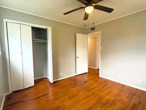 Bedroom - 306 N Beatty Ave, Corbin, KY 40701 photo 6 of 9