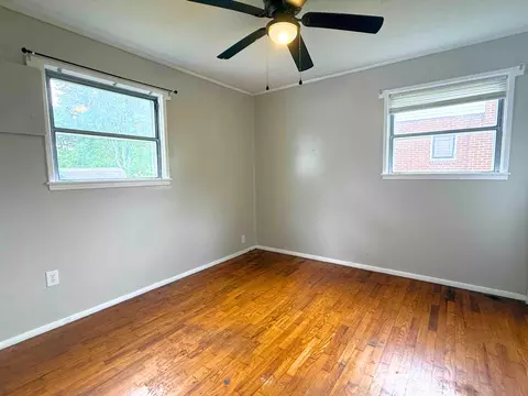 Bedroom - 306 N Beatty Ave, Corbin, KY 40701 photo 4 of 9