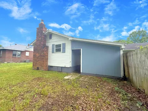 Exterior - 306 N Beatty Ave, Corbin, KY 40701 photo 16 of 17