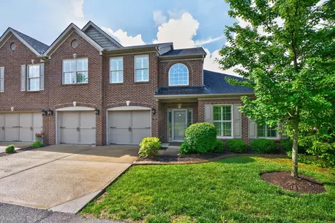 3924 Castlebridge Ln, Lexington, KY 40509