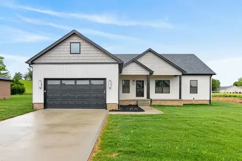 105 Stonegate Dr, Danville, KY 40422