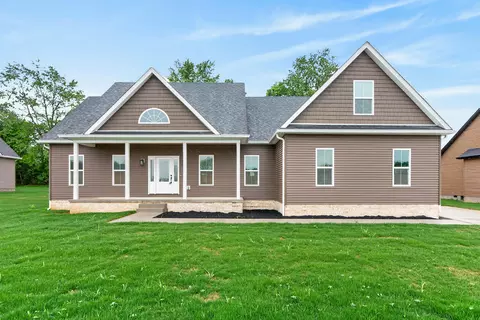 109 Stonegate Dr, Danville, KY 40422