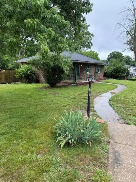 201 Wilson Downing Rd, Lexington, KY 40517