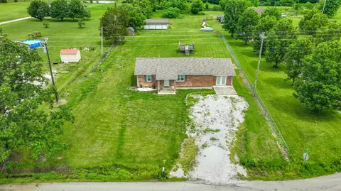View/Area - 97 Cedar Cliff Rd, Waco, KY 40385 photo 2 of 4