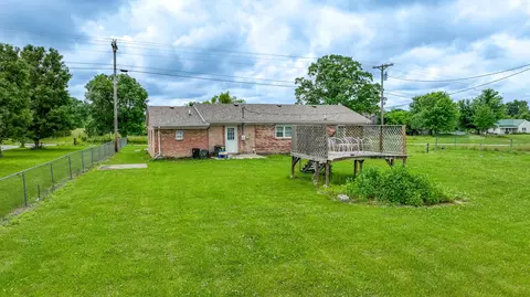 Exterior - 97 Cedar Cliff Rd, Waco, KY 40385 photo 4 of 9