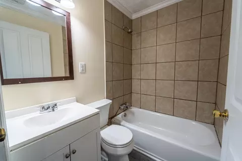 Bath - 97 Cedar Cliff Rd, Waco, KY 40385 photo 4 of 4