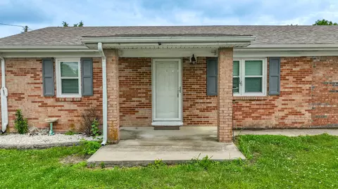 Exterior - 97 Cedar Cliff Rd, Waco, KY 40385 photo 2 of 9