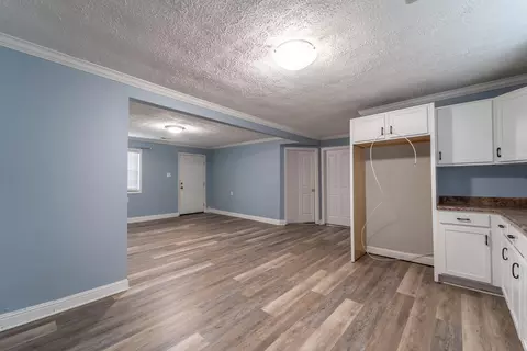 Living - 97 Cedar Cliff Rd, Waco, KY 40385 photo 4 of 4