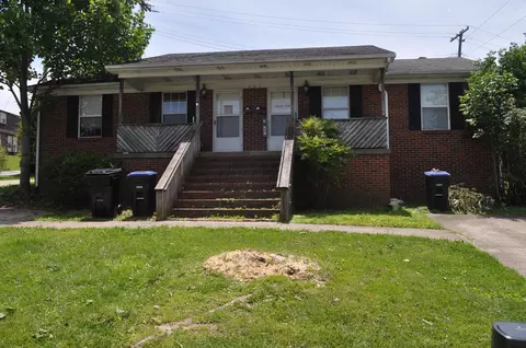 201 Hawthorne Dr, Frankfort, KY 40601