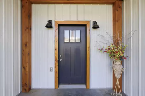 Entry Way - 61 Coleman Cemetery Rd, Nancy, KY 42544 photo 1 of 3