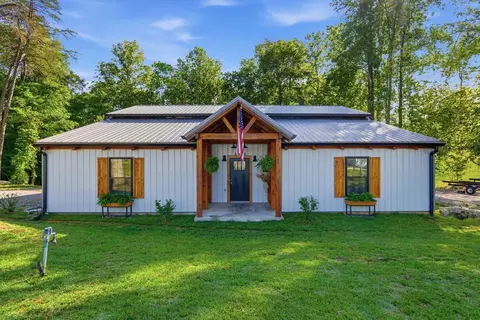 61 Coleman Cemetery Rd, Nancy, KY 42544