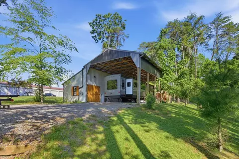 Exterior - 61 Coleman Cemetery Rd, Nancy, KY 42544 photo 8 of 17