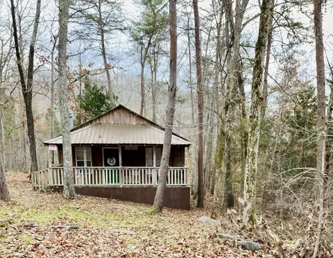 Exterior - 155 County Rd, Burnside, KY 42519 photo 2 of 9