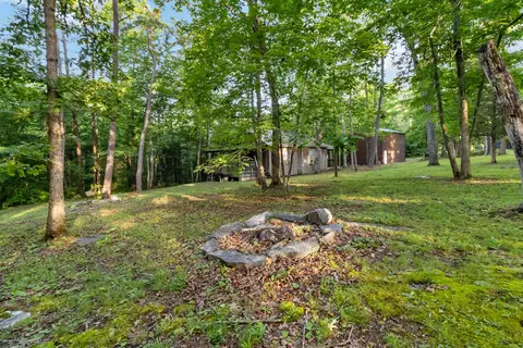 155 County Rd, Burnside, KY 42519