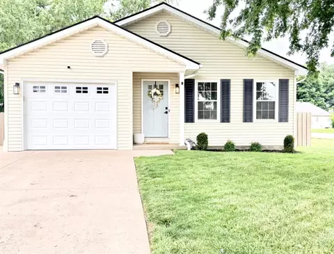 1464 Corral Way, Frankfort, KY 40601