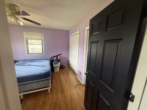 Bedroom - 1018 Cardinal Dr, Corbin, KY 40701 photo 2 of 3