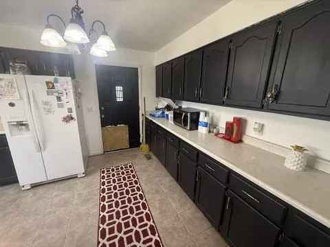 Kitchen - 1018 Cardinal Dr, Corbin, KY 40701 photo 1 of 3