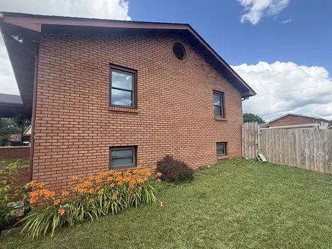 Exterior - 1018 Cardinal Dr, Corbin, KY 40701 photo 4 of 5