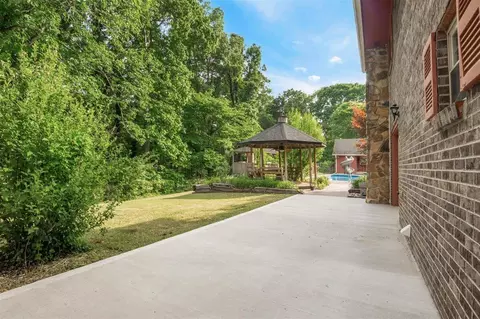 Exterior - 295 Buc Rd, Williamsburg, KY 40769 photo 10 of 34