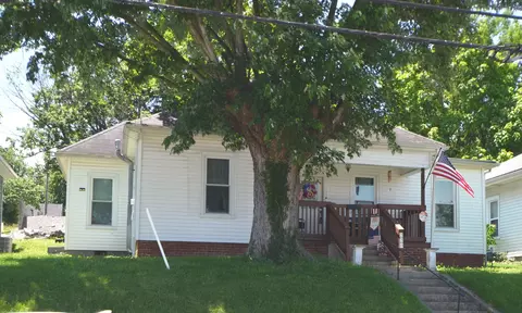 220 E Office St, Harrodsburg, KY 40330