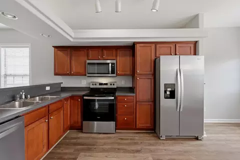 Kitchen - 114 Turtle Point Dr, Georgetown, KY 40324 photo 3 of 4
