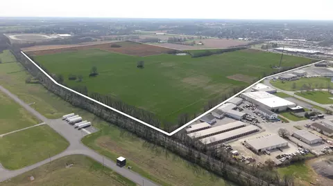 300 Crossfield Dr, Versailles, KY 40383
