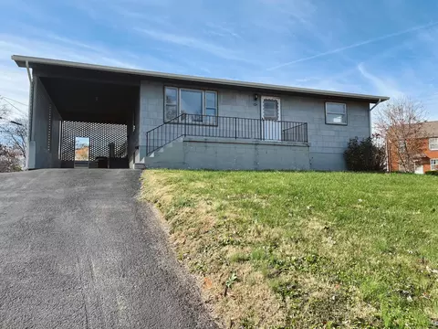 247 Sycamore St, Somerset, KY 42501