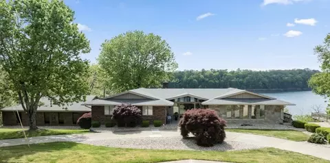275 Lakeview Dr, Somerset, KY 42503