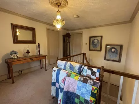 Entry Way - 411 E 2nd St, Perryville, KY 40468 photo 3 of 7
