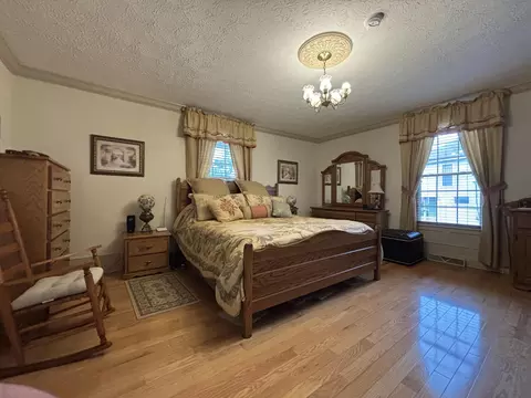 Bedroom - 411 E 2nd St, Perryville, KY 40468 photo 2 of 2
