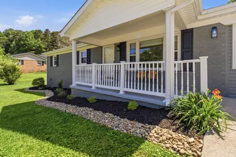 Exterior - 239 Mcfadden Dr, Corbin, KY 40701 photo 6 of 17