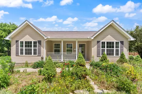 70 Liberty Dr, Mount Vernon, KY 40456