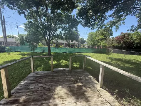 Exterior - 101 Baldwin St, Berea, KY 40403 photo 7 of 7
