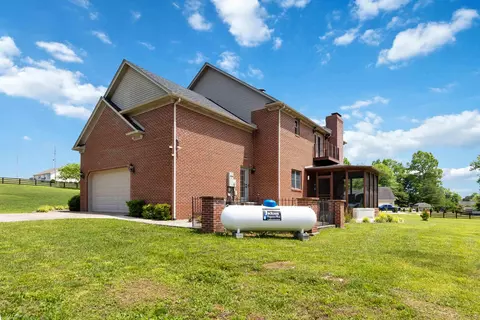 Exterior - 342 Silver Eagle Dr, London, KY 40744 photo 11 of 14