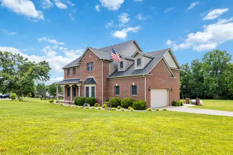 Exterior - 342 Silver Eagle Dr, London, KY 40744 photo 2 of 14
