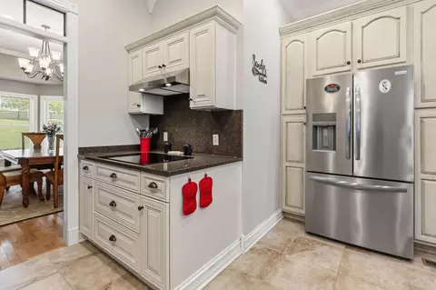 Kitchen - 342 Silver Eagle Dr, London, KY 40744 photo 5 of 5